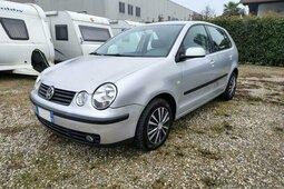 Volkswagen Polo Comfortline Sedan / Saloon 2002 Silver