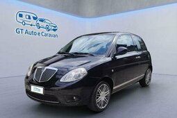 Lancia Ypsilon 1.2 Hatchback 2010 Black