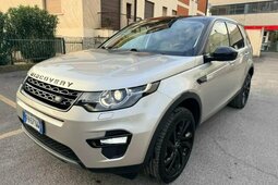 Land Rover Discovery HSE SUV 2017 Grau