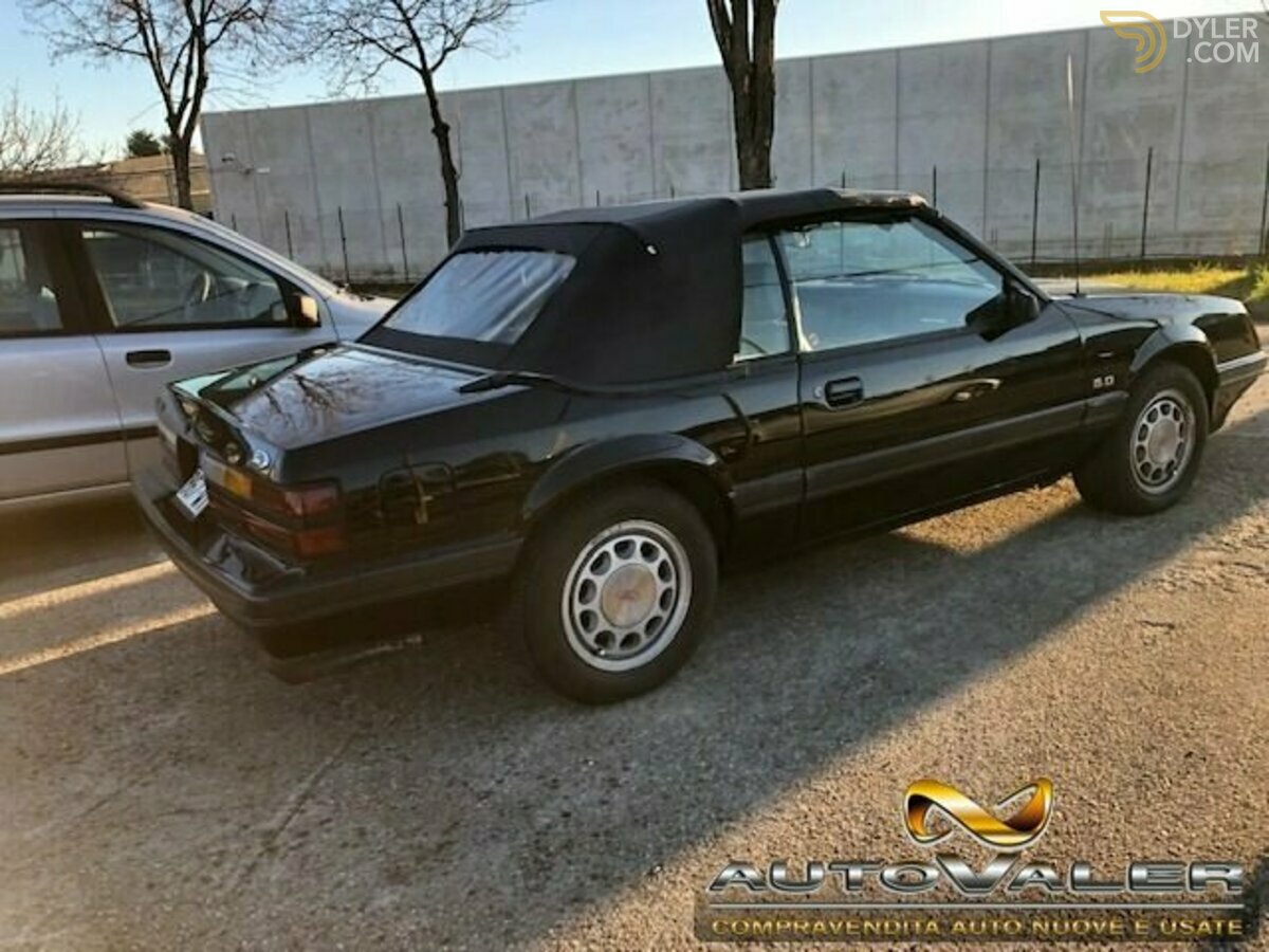 1985 Ford Mustang GLX, foto 3