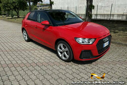 Audi A1 Admired Sedán / Berlina 2021 Rojo