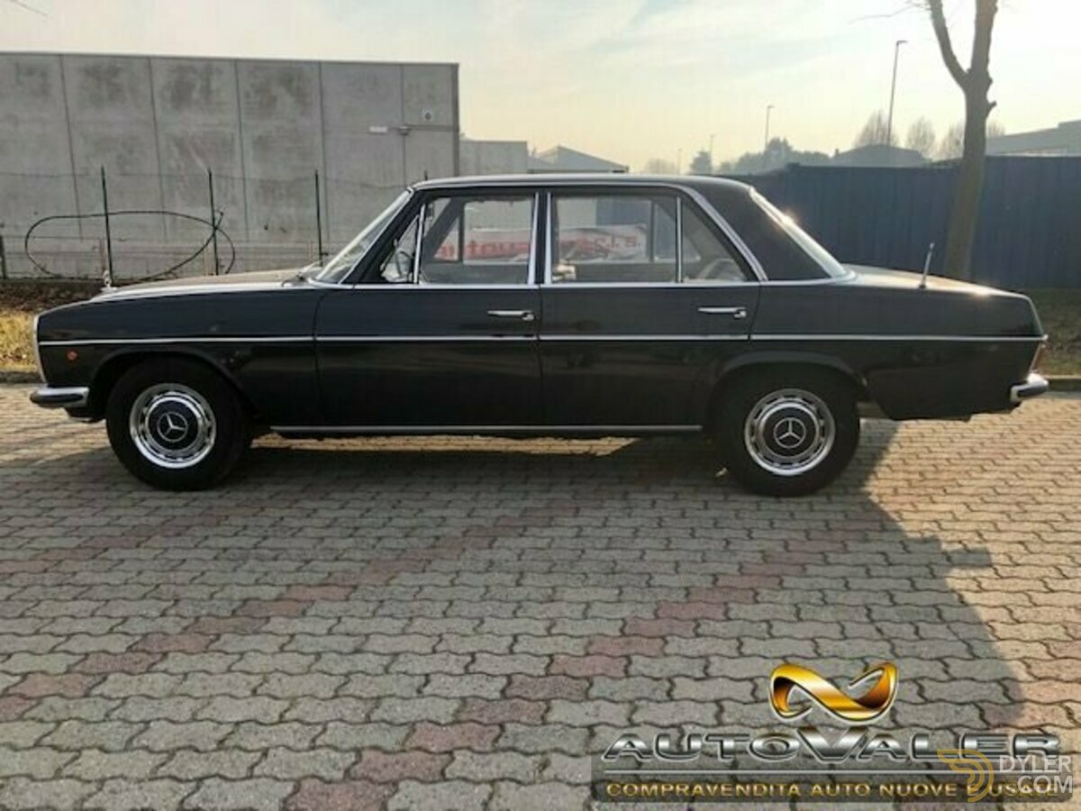 1969 Mercedes-Benz 230 berlina, foto 3
