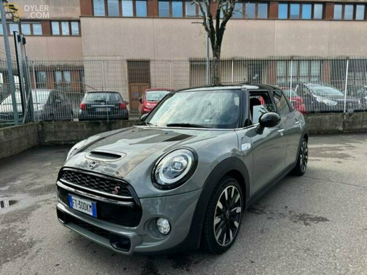 Precious dewo mini グレー 2018 MINI Cooper S Hype For Sale. Price 17 500 EUR - Dyler