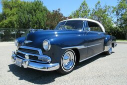 Chevrolet Bel Air 2 Door Hardtop Coupé 1951 Blu