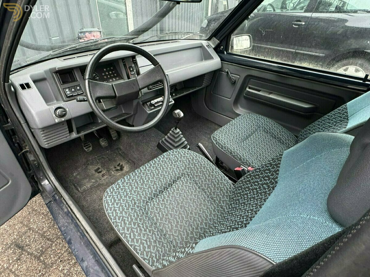 1990 Renault Clio Campus der kleine Freund, leider kein TÜV..., foto 3