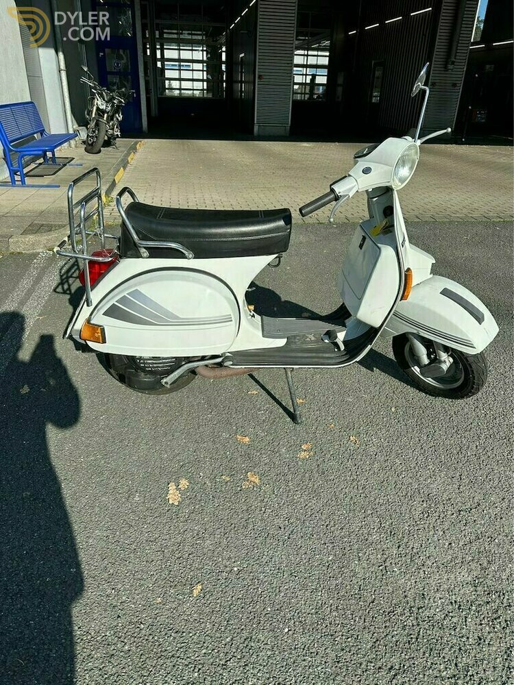 1988 Vespa 400 125 E LUSSO 2. Hd. bildhübsch..., foto 3