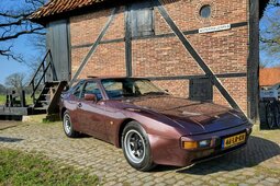 Porsche 944 Targa Coupe 1985 Brown