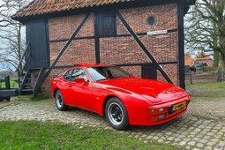 Porsche 944 Targa Coupe 1984 Red