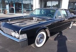 Lincoln Continental Sedan / Saloon 1965 Black Lincoln Continental Sedan / Saloon 1965 Black Car for Sale. 412273