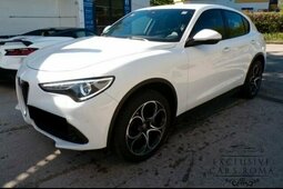 Alfa Romeo Stelvio Lusso SUV 2019 Weiss