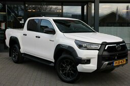 Toyota Hilux 2.8 D-4D DUBBEL CABIN INVINCIBLE  2 SITZ A/T 4WD V Kleintransporter 2024 Weiss