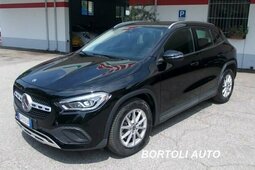 Mercedes-Benz GLA 200 d 57.000 KM AUTOMATICA BUSINESS EXTRA SUV 2021 Black