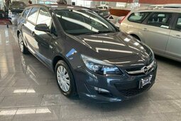Opel Astra Sports Tourer Estate Car 2016 Grey