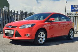 Ford Focus 1.6 Zetec Hatchback 5dr Petrol Manual Euro 5 (105 Hatchback 2013 Red