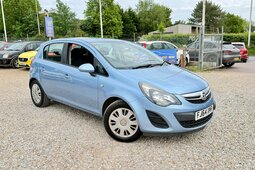 Vauxhall Corsa Design Fliesheck 2014 Blau