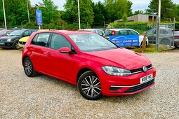 Volkswagen Golf SE Nav Fliesheck 2018 Rot