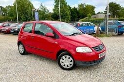 Volkswagen Fox Urban Fox Fliesheck 2010 Rot