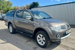 Mitsubishi L200 Warrior Pickup 2013 Brown