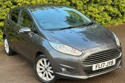 Ford Fiesta Titanium Berlina compatta 2017 Grigio