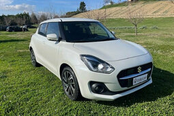 Suzuki Swift 1.2 Hybrid Top Berlina 2023 Bianco