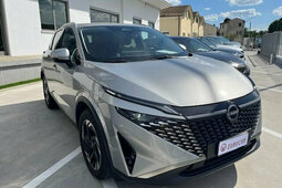 Nissan Qashqai MHEV 140 CV N-Connecta SUV 2025 Argento