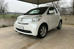 Toyota iQ 1.0 CVT Lounge AUTOMATICA OK NEOPATENTATI Berlina compatta 2009 Bianco