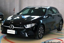 Mercedes-Benz A 180 D AUTOMATIC 8G-DCT RESTYLING ADVANCED Berlina 2023 Nero