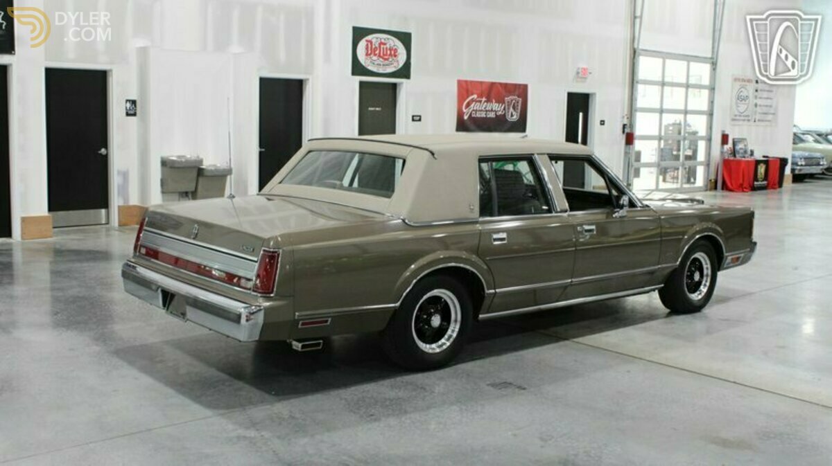 1989 Lincoln Town Car, foto 4