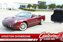 Ford Thunderbird Cabriolet / Roadster 2004