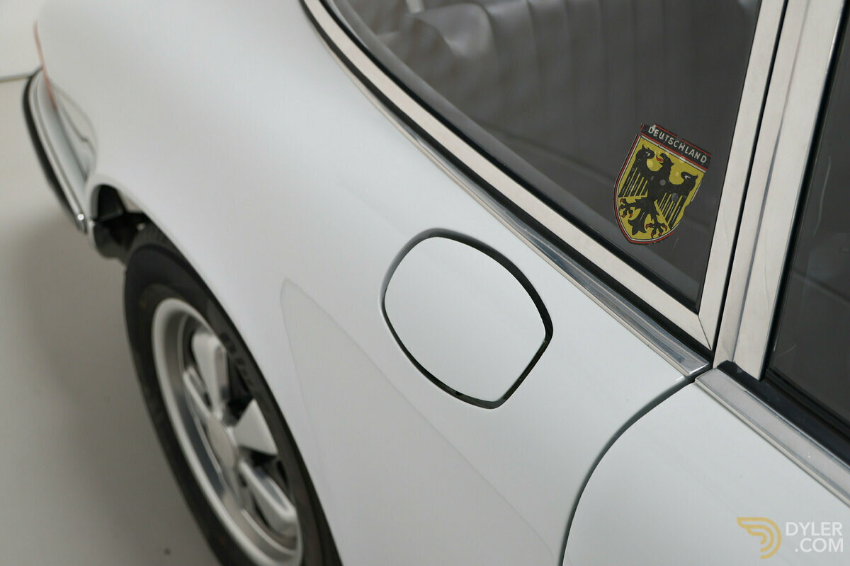 1972 Porsche 911 T 2.4 LITRE OEL KLAPPE RIGHT HAND DRIVE RESTORED, foto 7