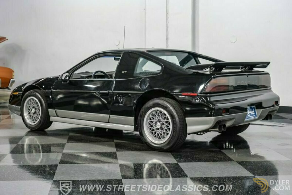 1986 Pontiac Fiero GT, foto 8