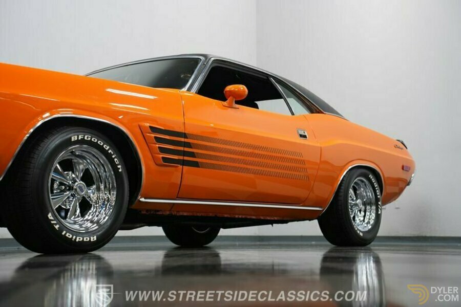 Classic 1972 Dodge Challenger Rallye For Sale. Price 68 995 USD