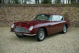 Aston Martin Vantage Vantage Coupe 1966 Rot