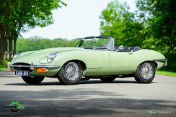 Jaguar E-Type 4.2 Roadster Cabriolet / Roadster 1969 Green