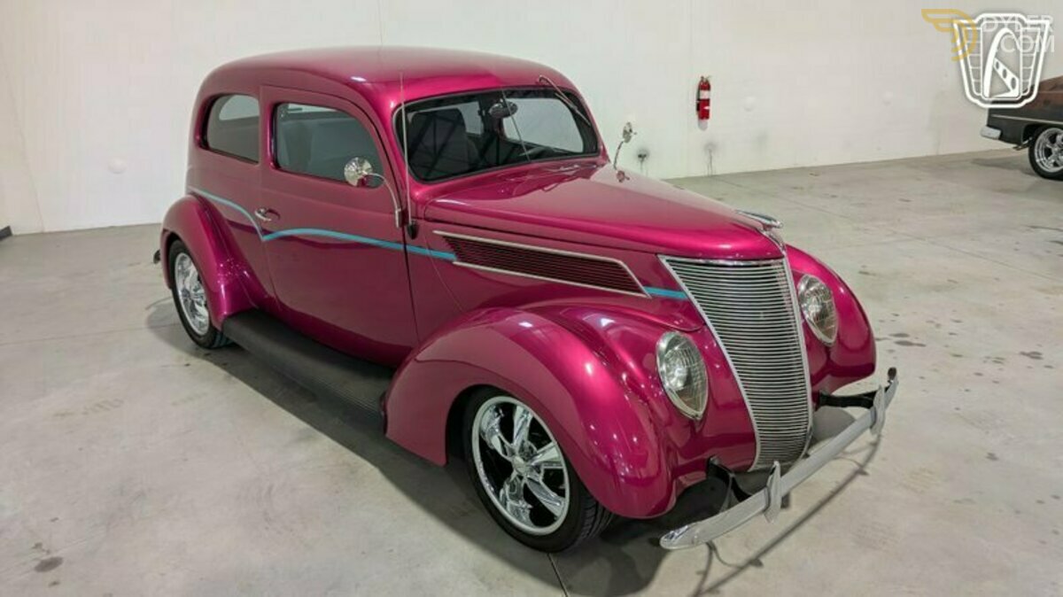 1937 Ford Slantback, foto 3