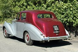 Bentley R Type Automatic Saloon Sedan / Saloon 1954 Red