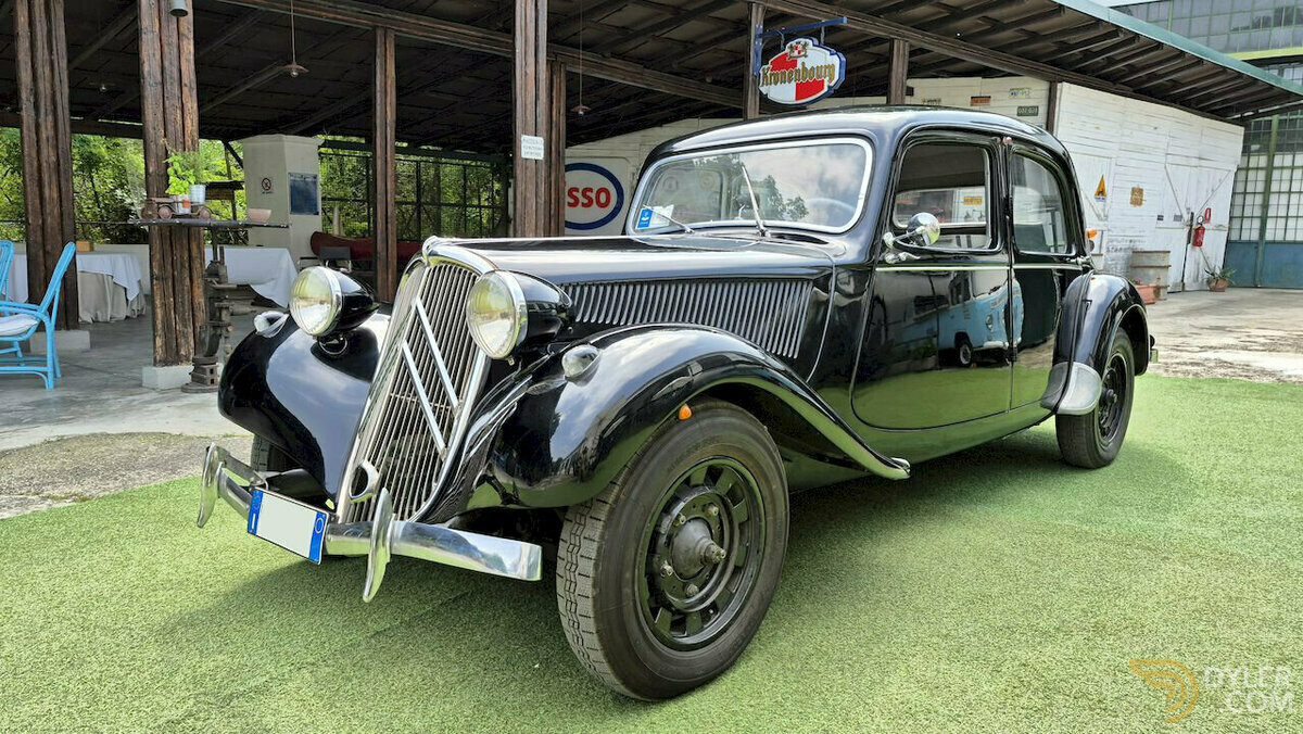 1955 Citroen Traction Avant 11 BL, foto 1