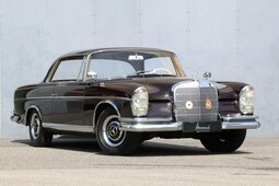 Mercedes-Benz 300 SE Coupé Coupe 1965 Marrón