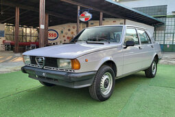 Alfa Romeo Giulietta 1.3 I Serie Sedán / Berlina 1979 Gris