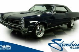 Pontiac GTO Tri Power Coupe 1966 Blue