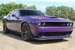 Dodge Challenger SRT Hellcat Coupe 2016 Lila