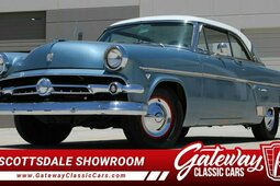 Ford Crestline Coupe 1954