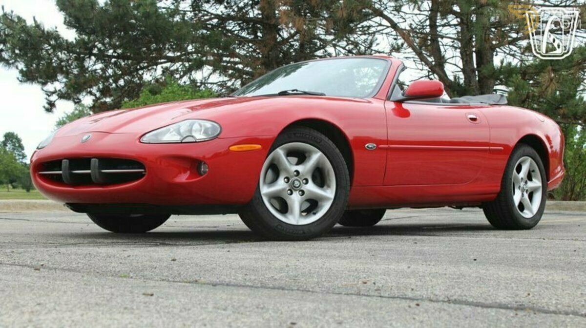 2000 Jaguar XK8 Convertible, foto 2