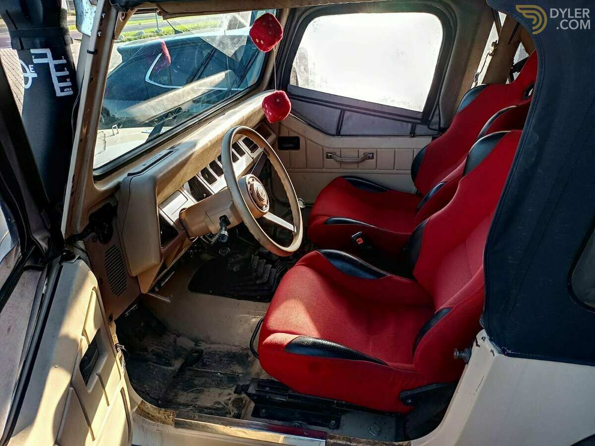1990 Jeep Wrangler Sahara Soft Top K6, foto 1