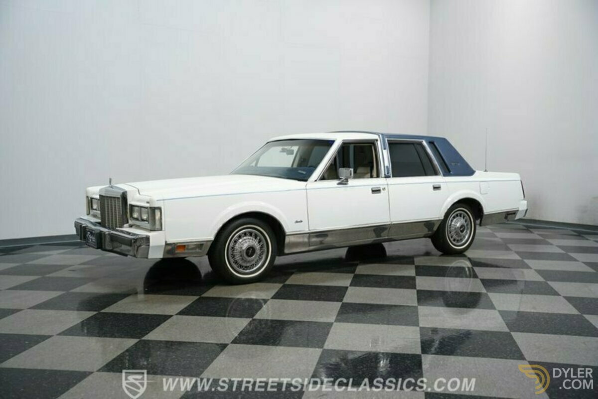 1985 Lincoln Town Car Signature Series, foto 6