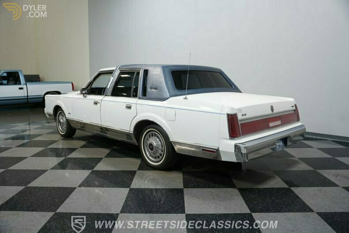 1985 Lincoln Town Car Signature Series, foto 10