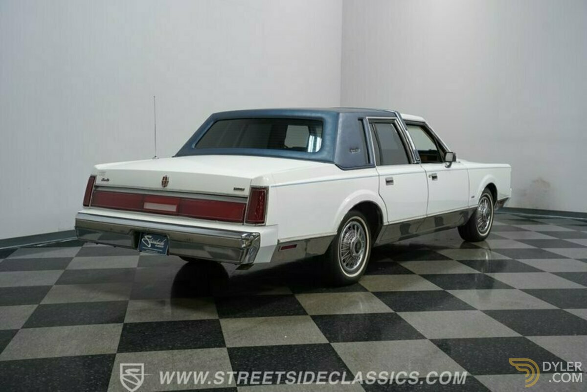 1985 Lincoln Town Car Signature Series, foto 12