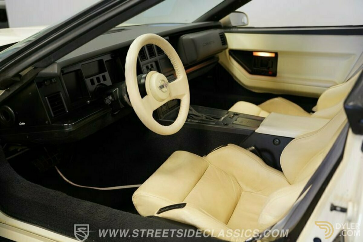 1988 Chevrolet Corvette 35th Anniversary Edition, foto 4