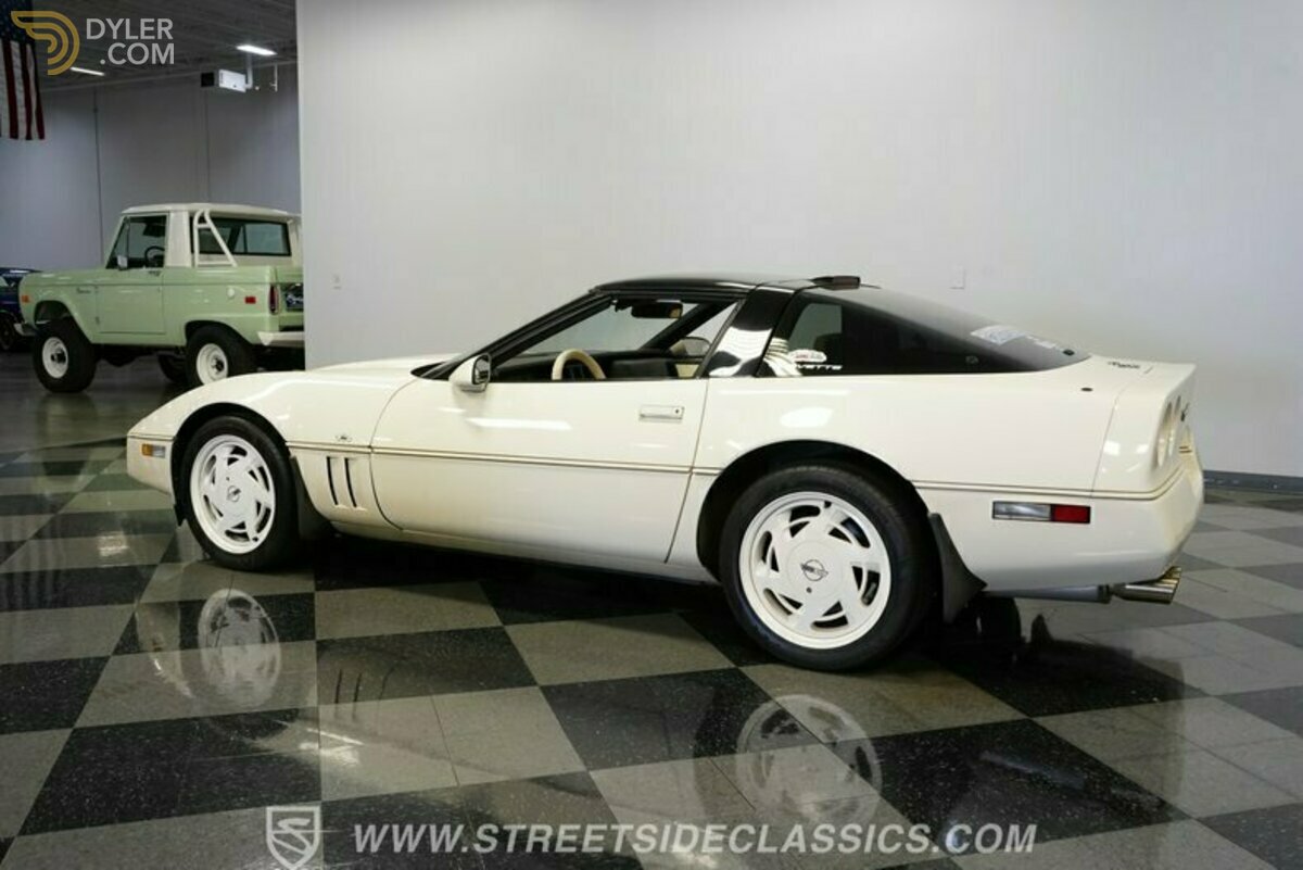 1988 Chevrolet Corvette 35th Anniversary Edition, foto 9