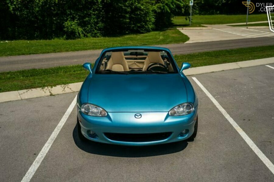 Classic 2001 Mazda MX-5 For Sale. Price 16 000 USD - Dyler